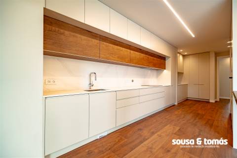 Apartamento T3 DUPLEX Venda em Marrazes e Barosa,Leiria