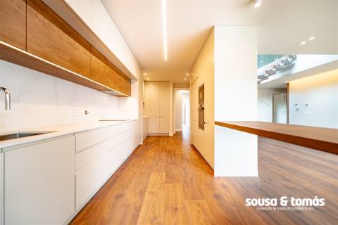 Apartamento T3 DUPLEX Venda em Marrazes e Barosa,Leiria