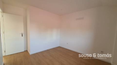 Andar Moradia T2 Arrendamento em Carnide,Pombal