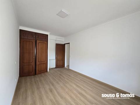 Apartamento T3 Arrendamento em Marrazes e Barosa,Leiria