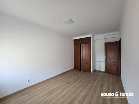 Apartamento T3 Arrendamento em Marrazes e Barosa,Leiria
