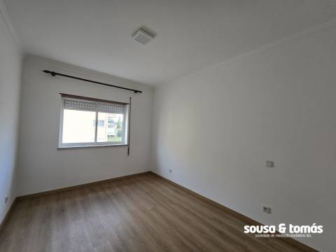 Apartamento T3 Arrendamento em Marrazes e Barosa,Leiria