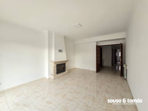 Apartamento T3 Arrendamento em Marrazes e Barosa,Leiria