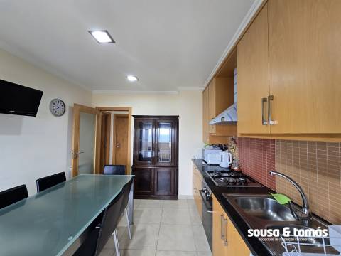 Quarto  Arrendamento em Coimbrão,Leiria