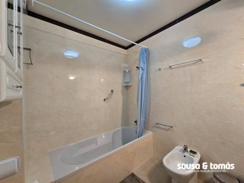 Quarto  Arrendamento em Coimbrão,Leiria