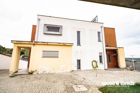 Moradia T4 Venda em Batalha,Batalha