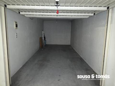 Apartamento T1 Arrendamento em Marrazes e Barosa,Leiria