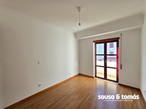 Apartamento T3 Arrendamento em Marrazes e Barosa,Leiria