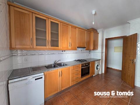 Apartamento T3 Arrendamento em Marrazes e Barosa,Leiria