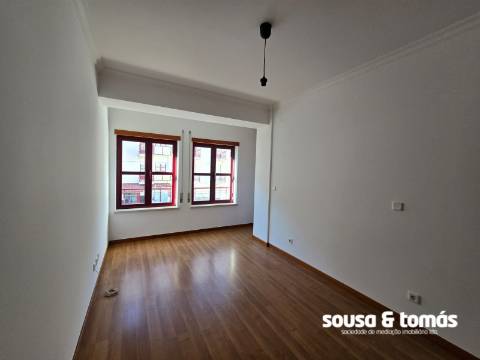 Apartamento T3 Arrendamento em Marrazes e Barosa,Leiria