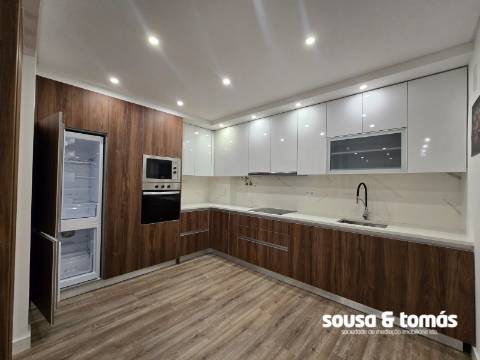 Apartamento T3 Arrendamento em Leiria, Pousos, Barreira e Cortes,Leiria