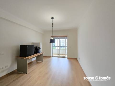 Apartamento T3 Arrendamento em Leiria, Pousos, Barreira e Cortes,Leiria
