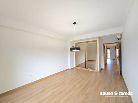 Apartamento T3 Arrendamento em Leiria, Pousos, Barreira e Cortes,Leiria