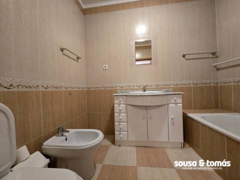 Apartamento T3 Arrendamento em Leiria, Pousos, Barreira e Cortes,Leiria