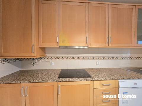 Apartamento T3 Arrendamento em Leiria, Pousos, Barreira e Cortes,Leiria