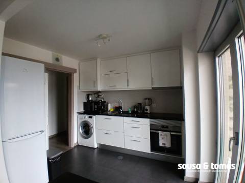 Apartamento T2 DUPLEX Arrendamento em Marrazes e Barosa,Leiria