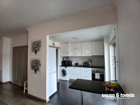 Apartamento T2 DUPLEX Arrendamento em Marrazes e Barosa,Leiria