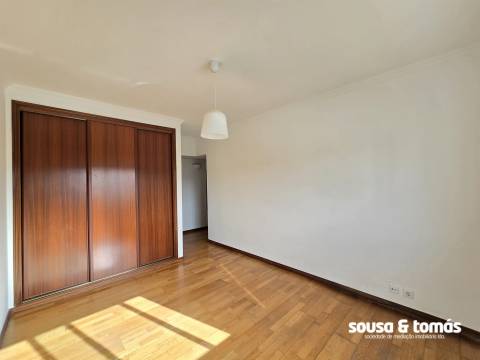Apartamento T3 Arrendamento em Leiria, Pousos, Barreira e Cortes,Leiria