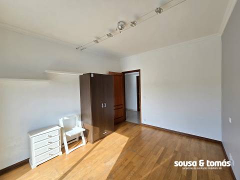 Apartamento T3 Arrendamento em Leiria, Pousos, Barreira e Cortes,Leiria