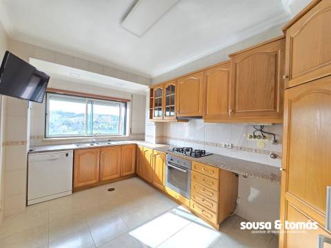 Apartamento T3 Arrendamento em Leiria, Pousos, Barreira e Cortes,Leiria