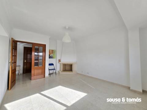 Apartamento T3 Arrendamento em Leiria, Pousos, Barreira e Cortes,Leiria