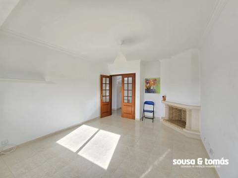 Apartamento T3 Arrendamento em Leiria, Pousos, Barreira e Cortes,Leiria