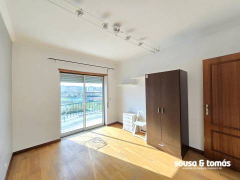 Apartamento T3 Arrendamento em Leiria, Pousos, Barreira e Cortes,Leiria
