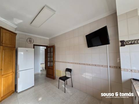 Apartamento T3 Arrendamento em Leiria, Pousos, Barreira e Cortes,Leiria