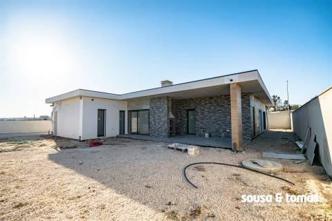 Moradia T4 Venda em Parceiros e Azoia,Leiria