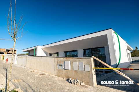 Moradia T4 Venda em Parceiros e Azoia,Leiria