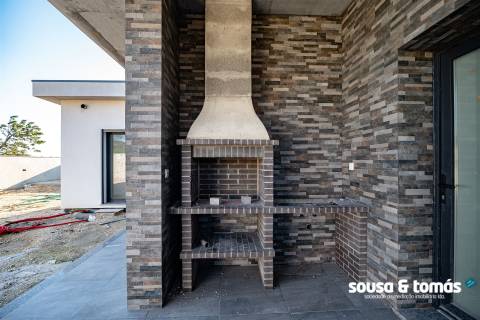 Moradia T4 Venda em Parceiros e Azoia,Leiria