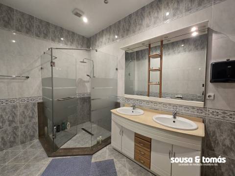 Apartamento T2 Arrendamento em Leiria, Pousos, Barreira e Cortes,Leiria