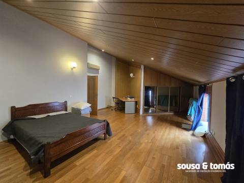 Apartamento T2 Arrendamento em Leiria, Pousos, Barreira e Cortes,Leiria