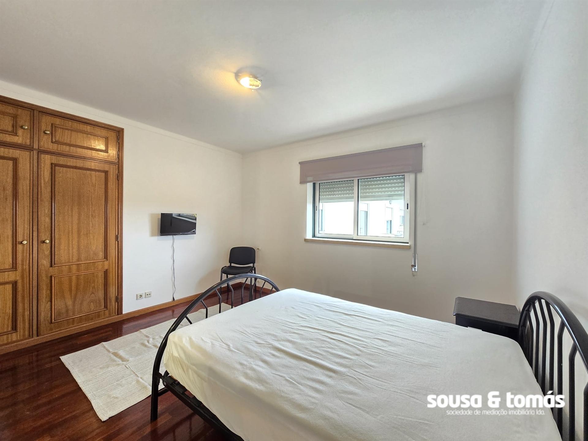 Quarto  Arrendamento em Calvaria de Cima,Porto de Mós