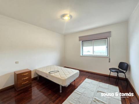 Quarto  Arrendamento em Calvaria de Cima,Porto de Mós