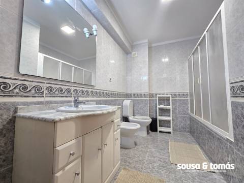 Quarto  Arrendamento em Calvaria de Cima,Porto de Mós