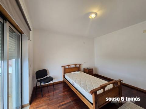 Quarto  Arrendamento em Calvaria de Cima,Porto de Mós