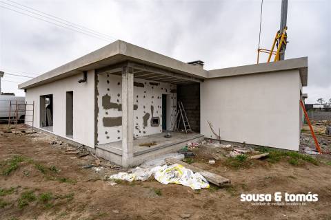 Moradia T3 Venda em Souto da Carpalhosa e Ortigosa,Leiria
