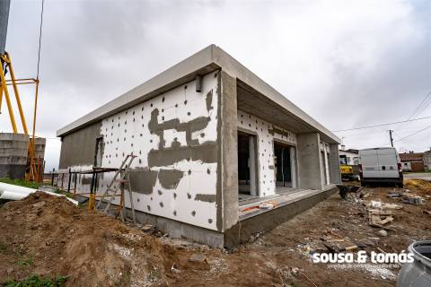 Moradia T3 Venda em Souto da Carpalhosa e Ortigosa,Leiria