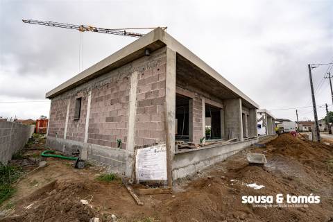 Moradia T3 Venda em Souto da Carpalhosa e Ortigosa,Leiria