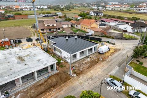Moradia T3 Venda em Souto da Carpalhosa e Ortigosa,Leiria