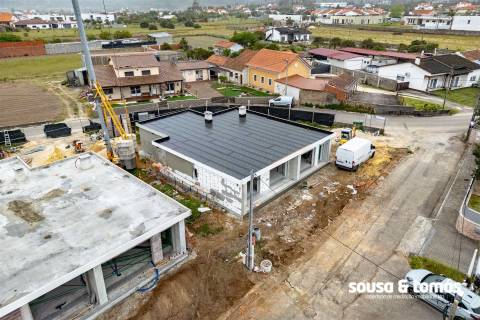 Moradia T3 Venda em Souto da Carpalhosa e Ortigosa,Leiria