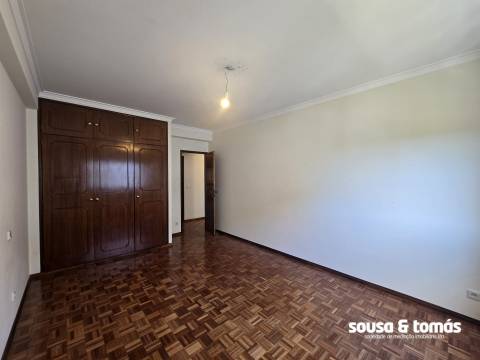 Apartamento T3 Arrendamento em Leiria, Pousos, Barreira e Cortes,Leiria