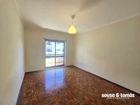 Apartamento T3 Arrendamento em Leiria, Pousos, Barreira e Cortes,Leiria