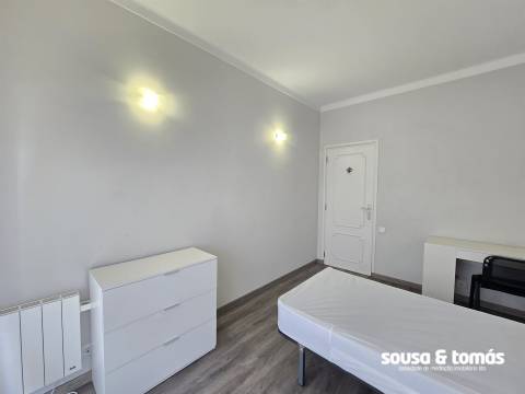 Quarto  Arrendamento em Leiria, Pousos, Barreira e Cortes,Leiria