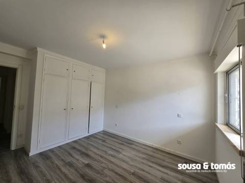 Apartamento T2 Arrendamento em Marrazes e Barosa,Leiria