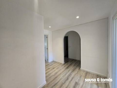 Apartamento T2 Arrendamento em Marrazes e Barosa,Leiria