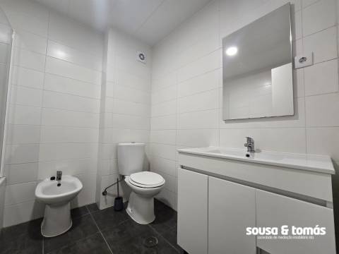 Apartamento T2 Arrendamento em Marrazes e Barosa,Leiria