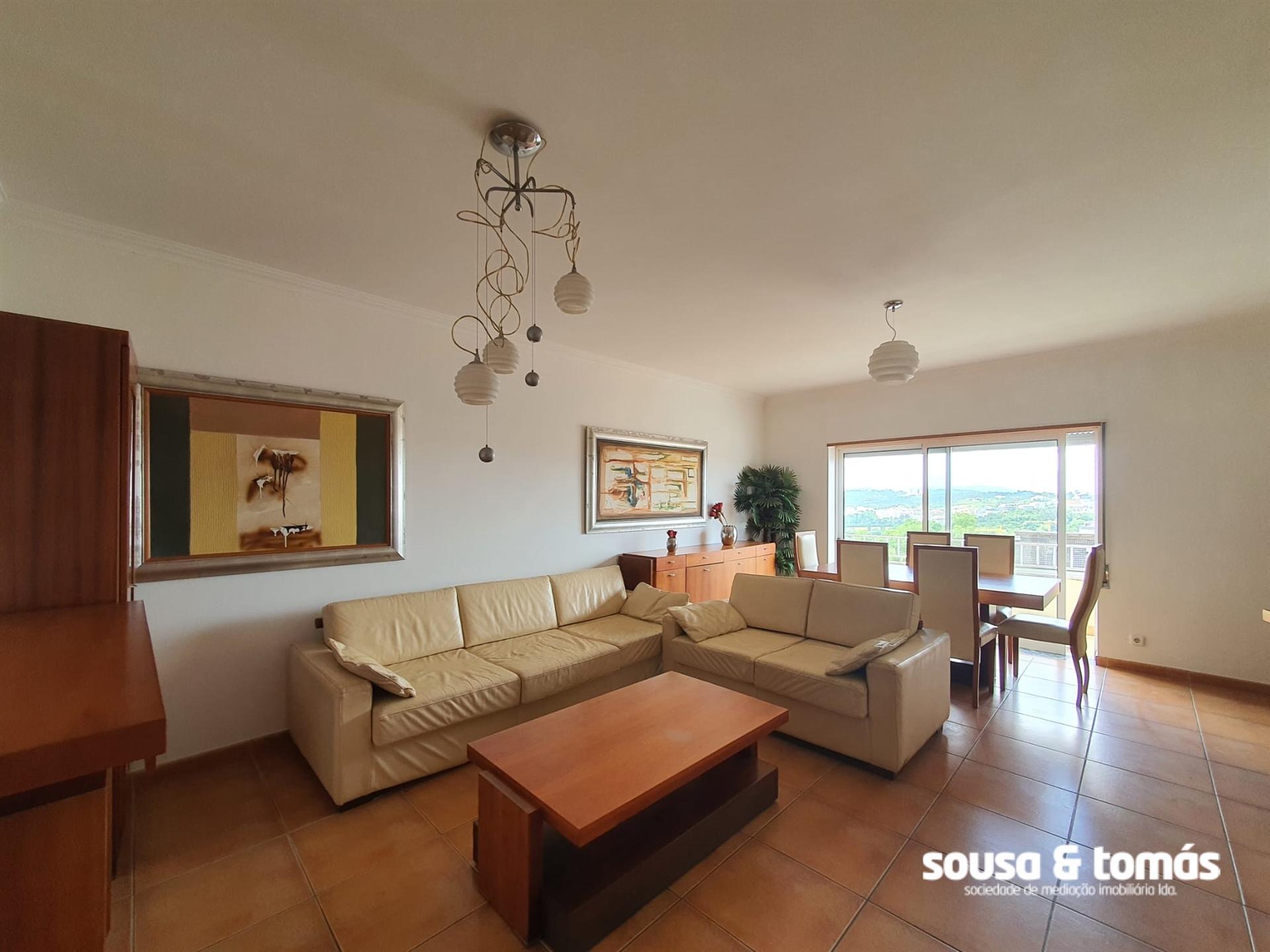 Apartamento T3 Arrendamento em Leiria, Pousos, Barreira e Cortes,Leiria