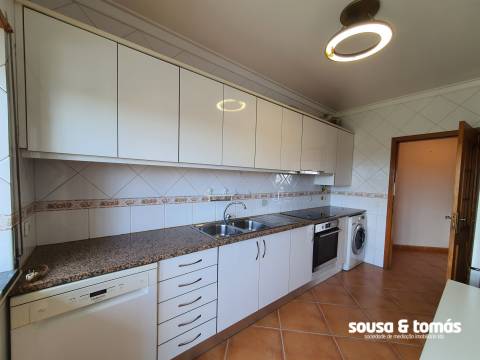 Apartamento T3 Arrendamento em Leiria, Pousos, Barreira e Cortes,Leiria